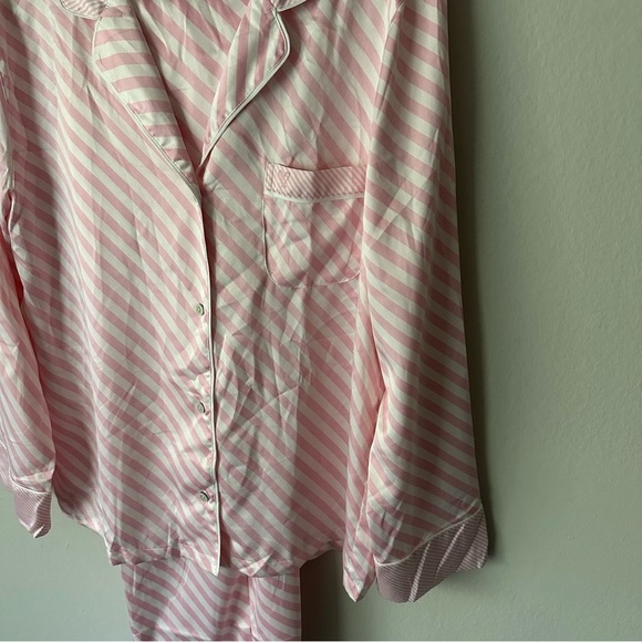 Victoria’s Secret Classic Satin Afterhours Pink Stripe Satin Pajama Set silky XS - Picture 7 of 15